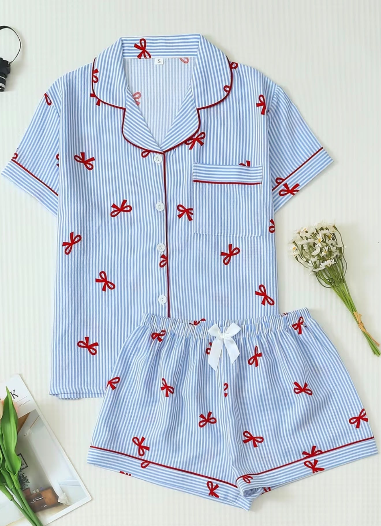 PIJAMA CONJUNTO CORTA AZUL CON LAZOS ROJA TALLA L